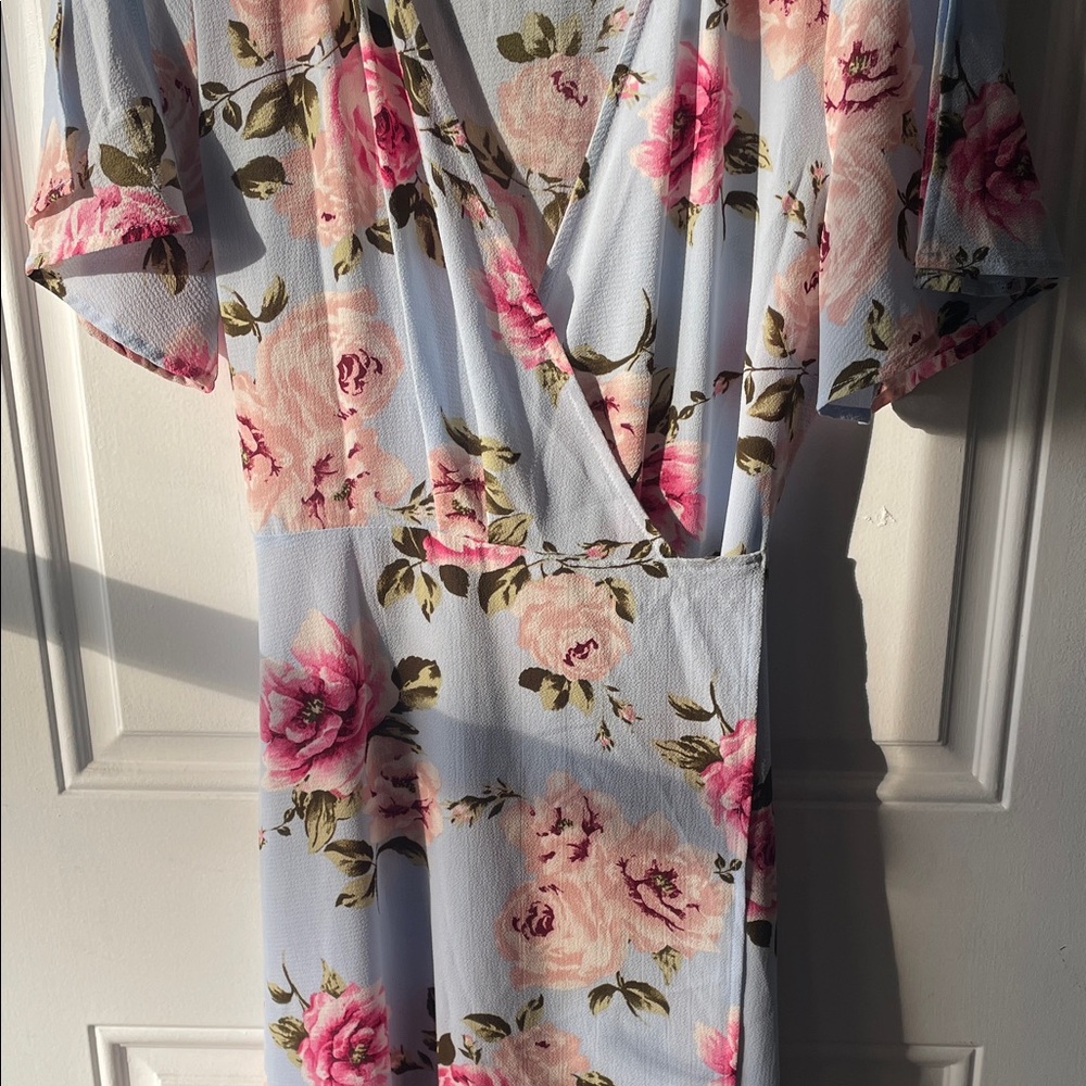 Magnolia Skye Floral Top in Light Blue, Pink & Green - Picture 4 of 8